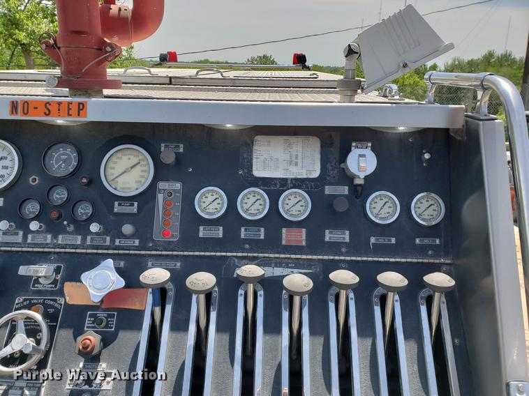 image for item EK9013 1991 E-one Sutphen Deluxe fire truck