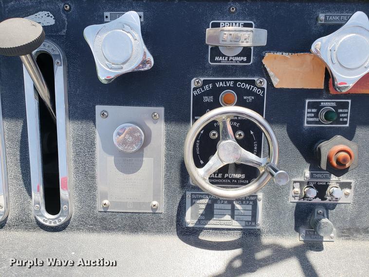 image for item EK9013 1991 E-one Sutphen Deluxe fire truck