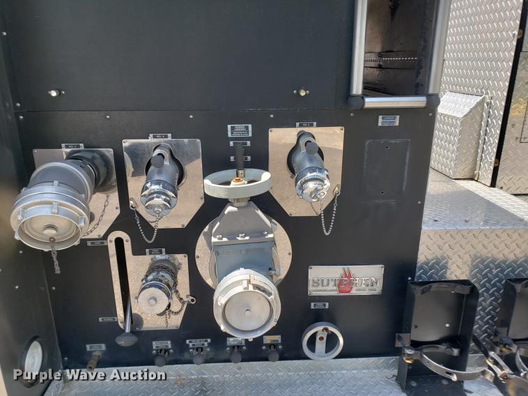 image for item EK9013 1991 E-one Sutphen Deluxe fire truck