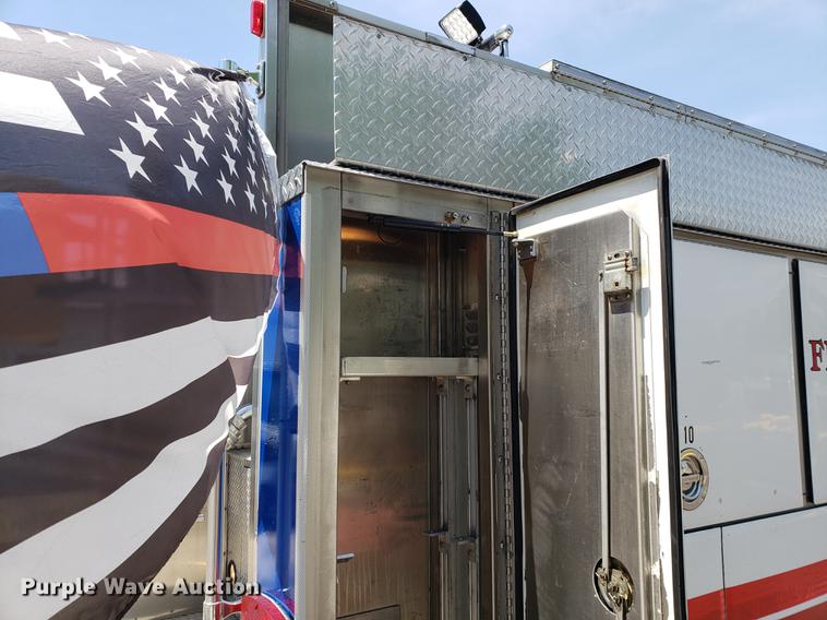 image for item EK9013 1991 E-one Sutphen Deluxe fire truck