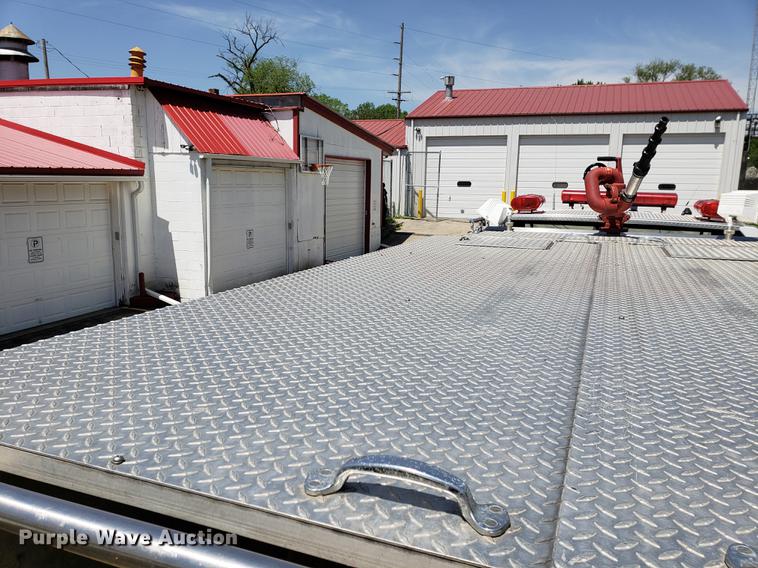 image for item EK9013 1991 E-one Sutphen Deluxe fire truck