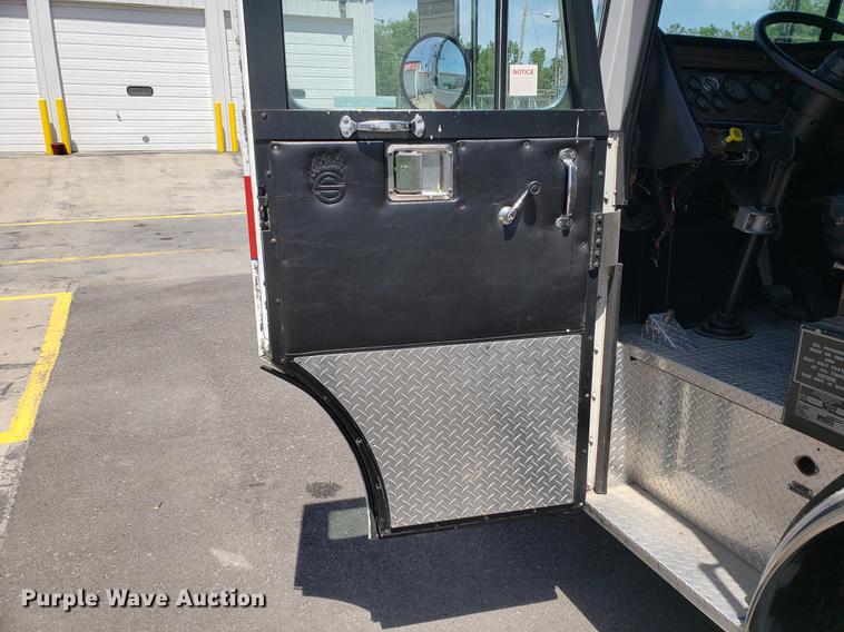 image for item EK9013 1991 E-one Sutphen Deluxe fire truck