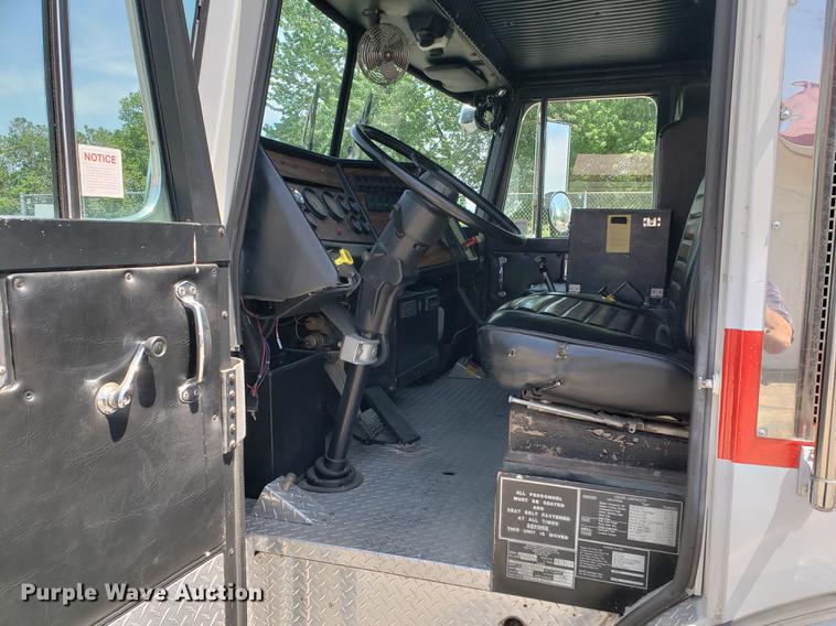 image for item EK9013 1991 E-one Sutphen Deluxe fire truck