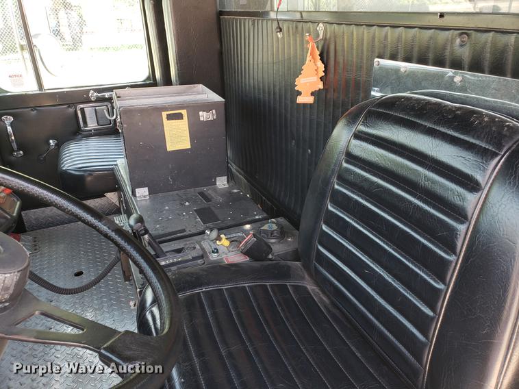 image for item EK9013 1991 E-one Sutphen Deluxe fire truck