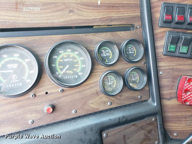 image for item EK9013 1991 E-one Sutphen Deluxe fire truck