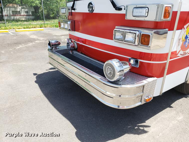 image for item EK9013 1991 E-one Sutphen Deluxe fire truck