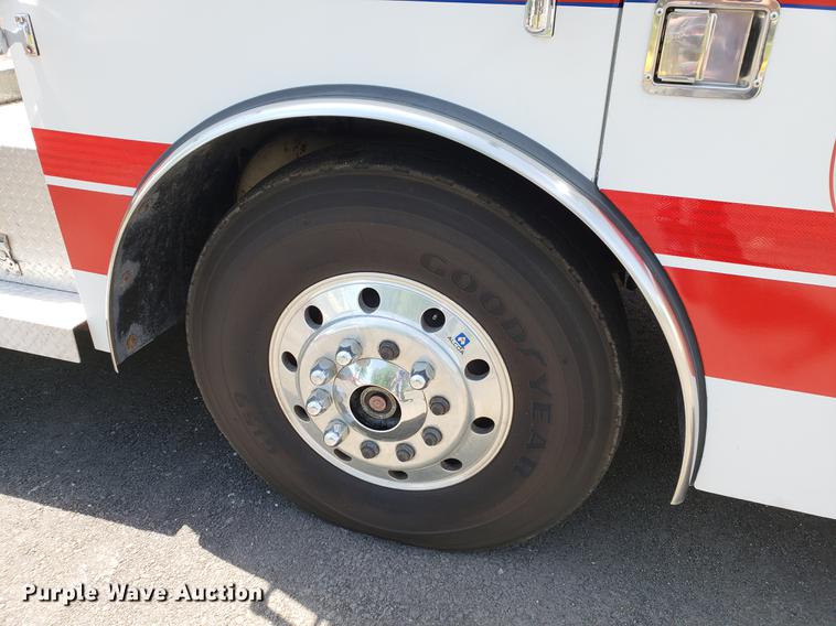 image for item EK9013 1991 E-one Sutphen Deluxe fire truck