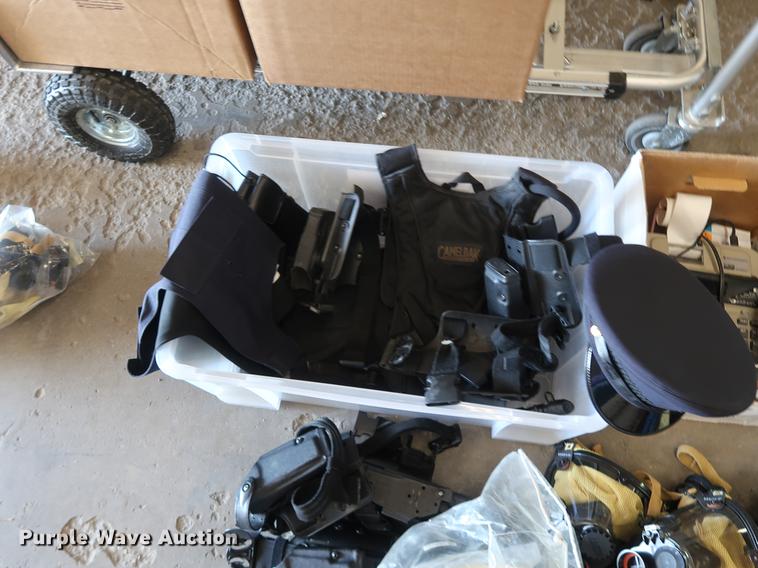 image for item EK9022 Law enforcement equipment