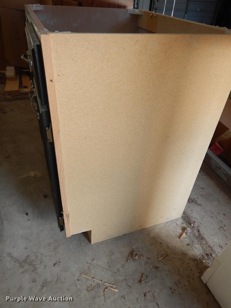 image for item EK9253 Furniture