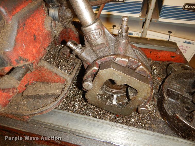 image for item EK9265 Beaver pipe threader