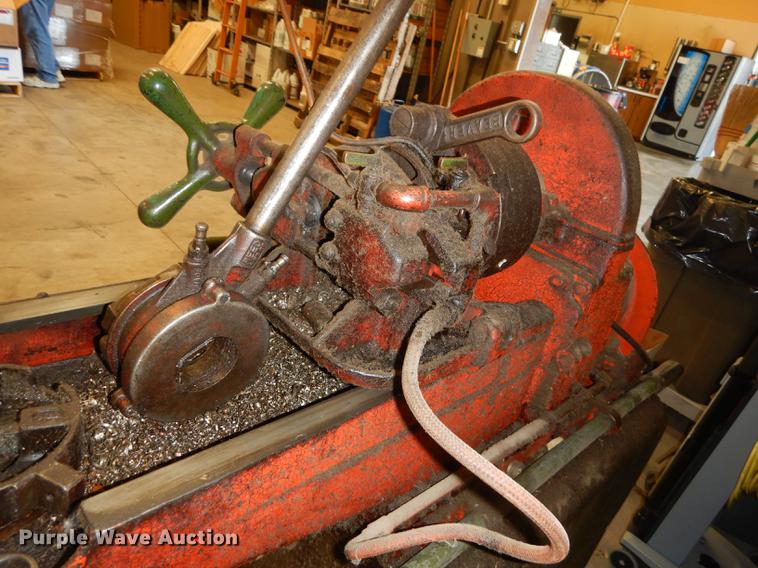 image for item EK9265 Beaver pipe threader