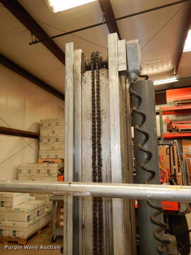 image for item EK9278 Genie man lift