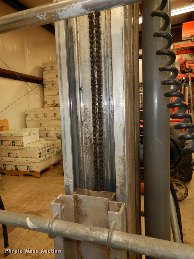 image for item EK9278 Genie man lift