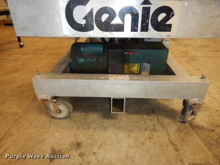 image for item EK9278 Genie man lift