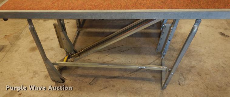 image for item EK9280 Risers