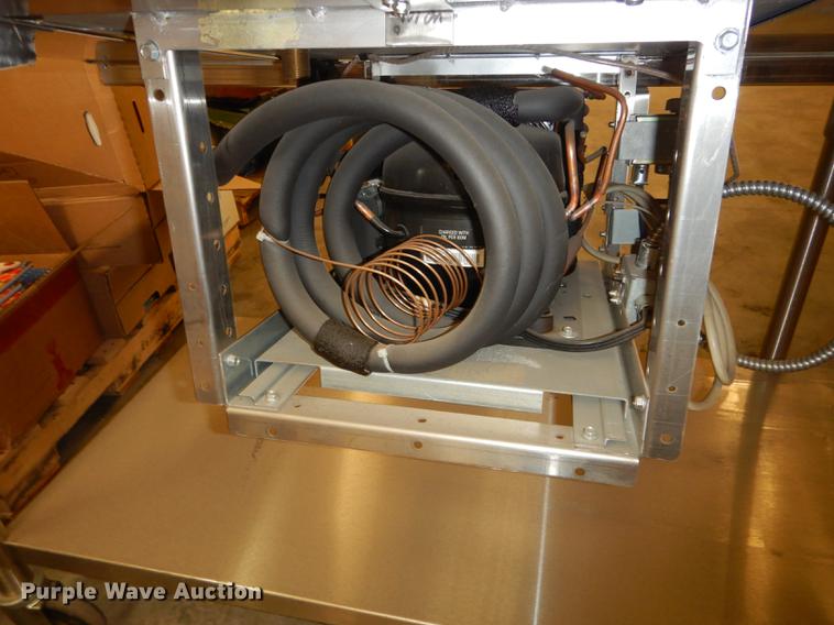 image for item EK9282 Duke serving unit