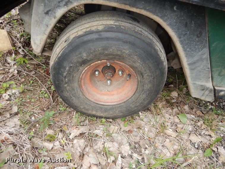 image for item EQ9958 1999 EZ GO Workhorse Lx cart