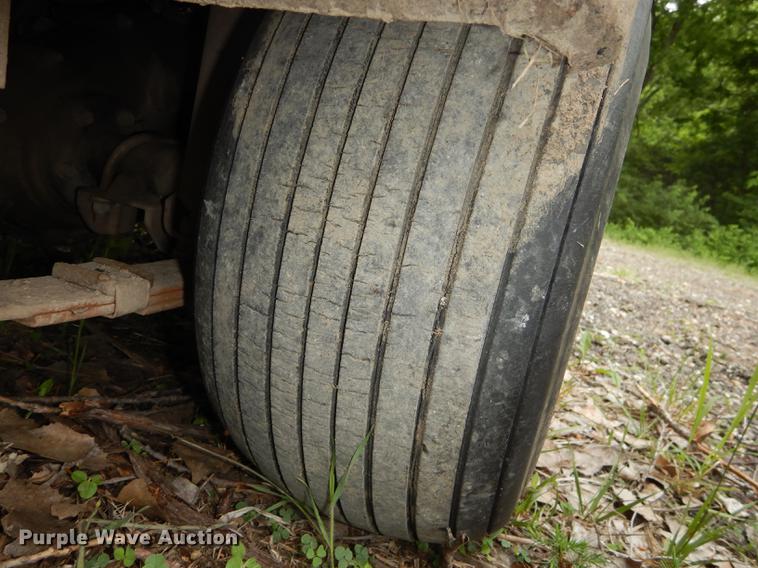 image for item EQ9958 1999 EZ GO Workhorse Lx cart