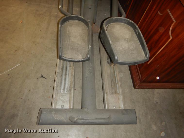 image for item EQ9973 Nordic Track CX1600 elliptical trainer