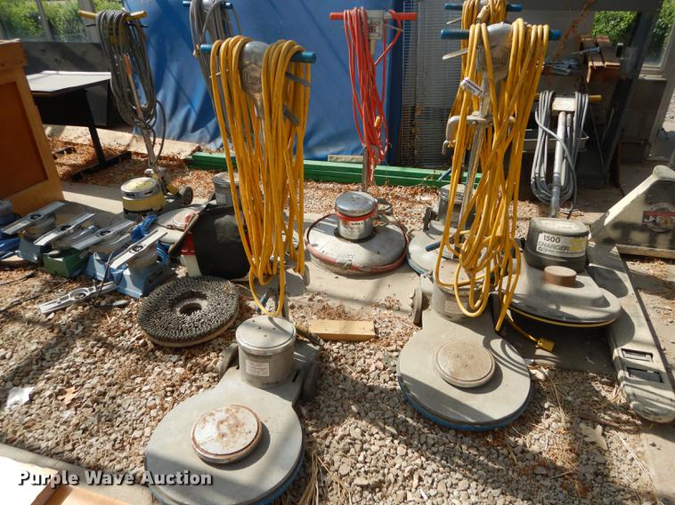 image for item EQ9975 Floor cleaning equipment