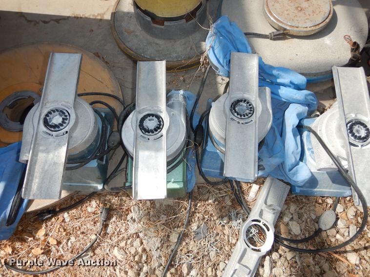 image for item EQ9975 Floor cleaning equipment