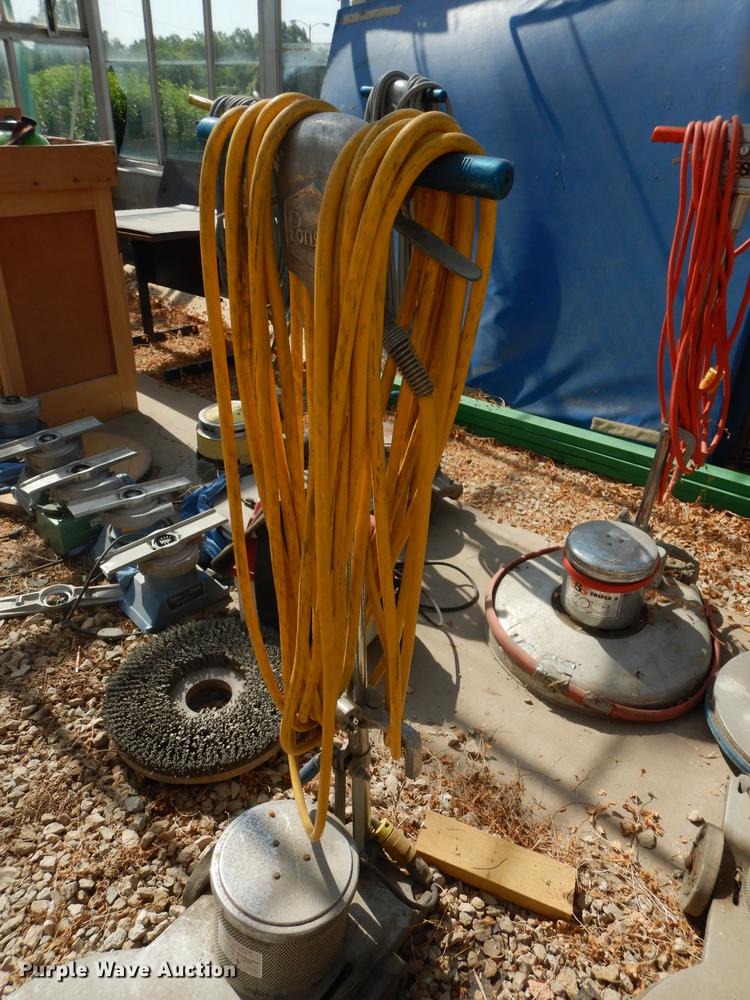 image for item EQ9975 Floor cleaning equipment