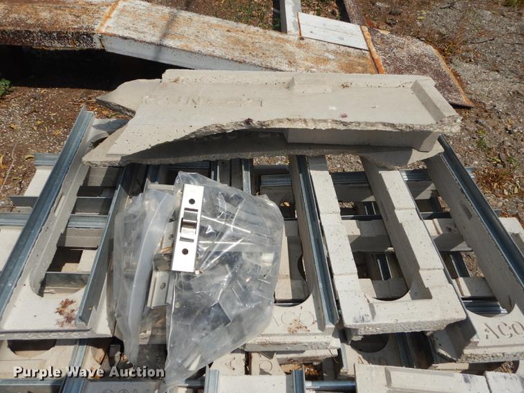 image for item EQ9976 Approximately 20 concrete drainage units