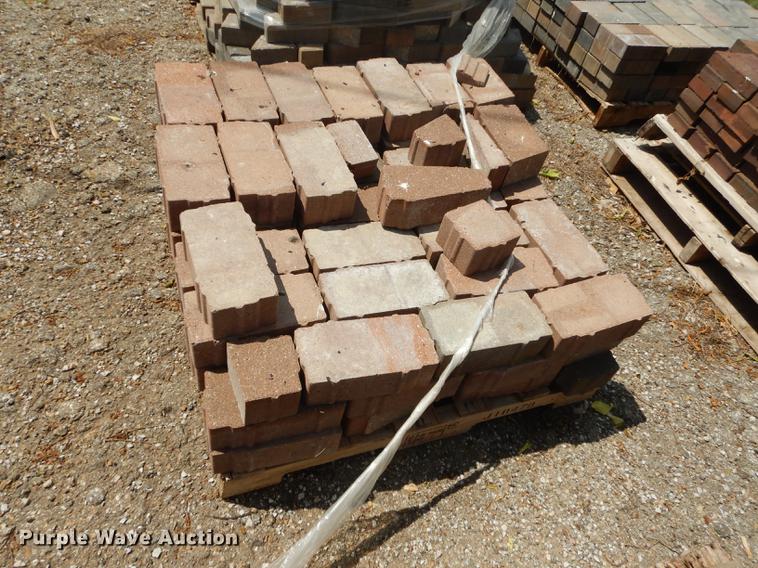 image for item EQ9977 Approximately 350 pavers