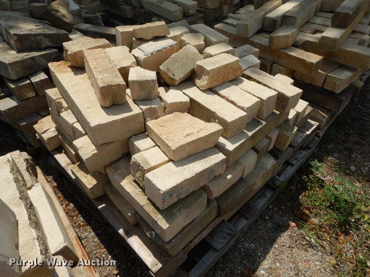 image for item EQ9979 Approximately 175 limestone landscape blocks