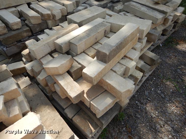 image for item EQ9979 Approximately 175 limestone landscape blocks