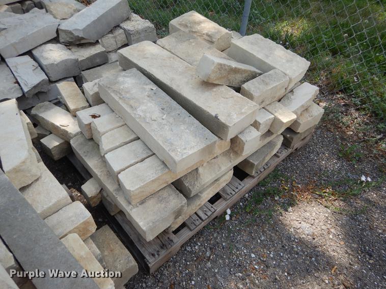image for item EQ9979 Approximately 175 limestone landscape blocks