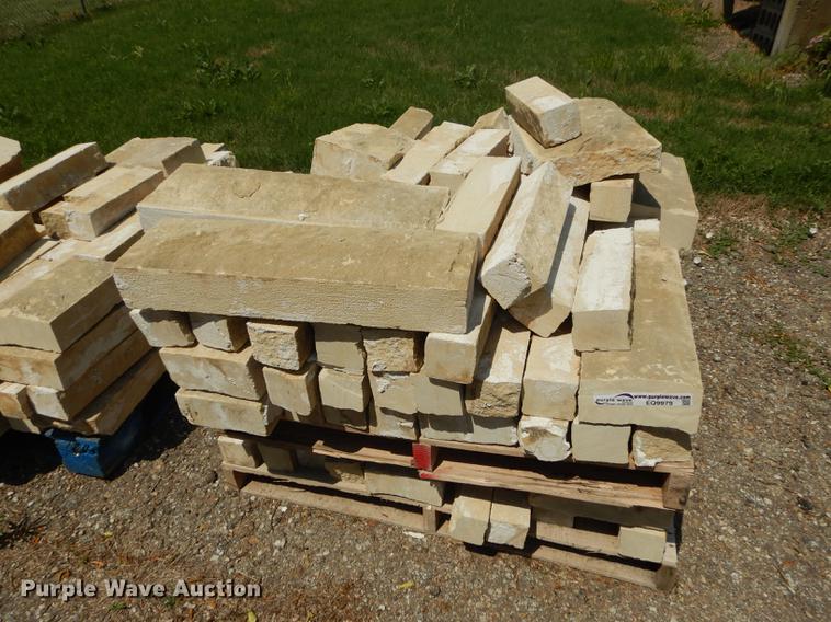 image for item EQ9979 Approximately 175 limestone landscape blocks