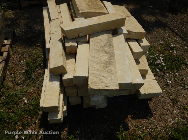 image for item EQ9979 Approximately 175 limestone landscape blocks