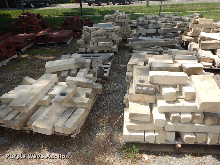 image for item EQ9980 Approximately 175 limestone landscape blocks