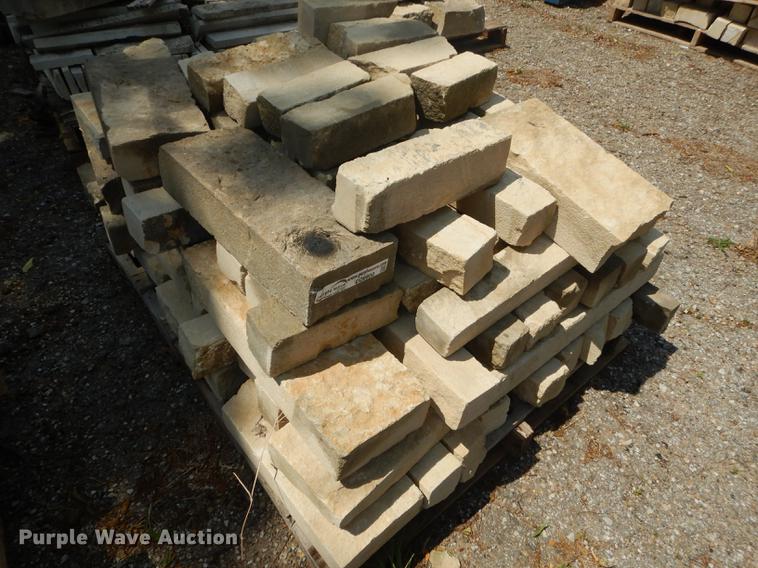 image for item EQ9980 Approximately 175 limestone landscape blocks