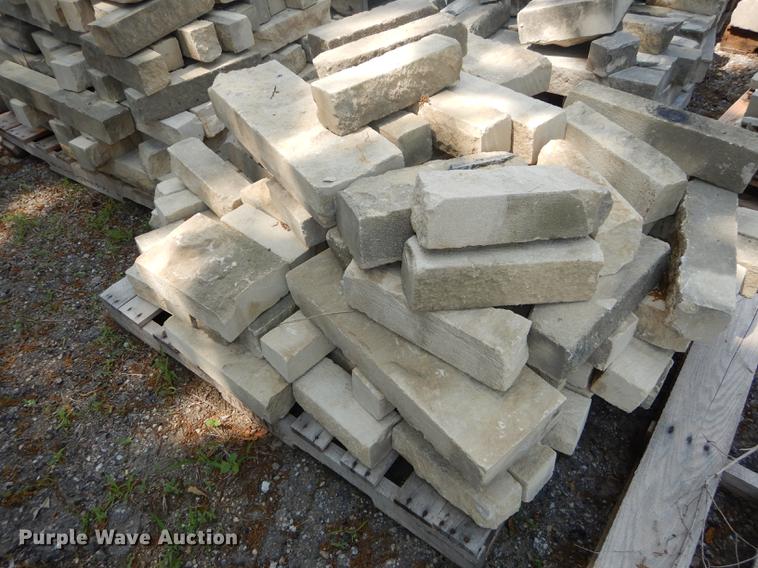 image for item EQ9980 Approximately 175 limestone landscape blocks