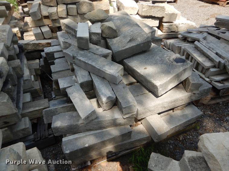image for item EQ9980 Approximately 175 limestone landscape blocks