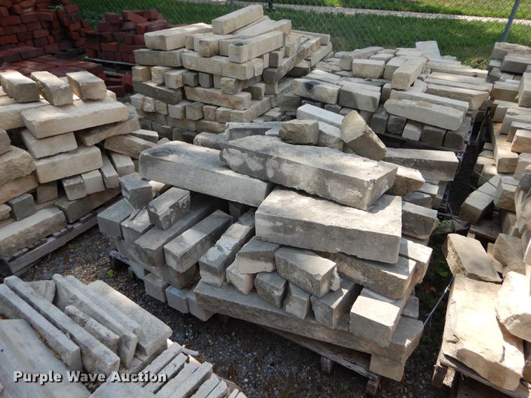 image for item EQ9980 Approximately 175 limestone landscape blocks