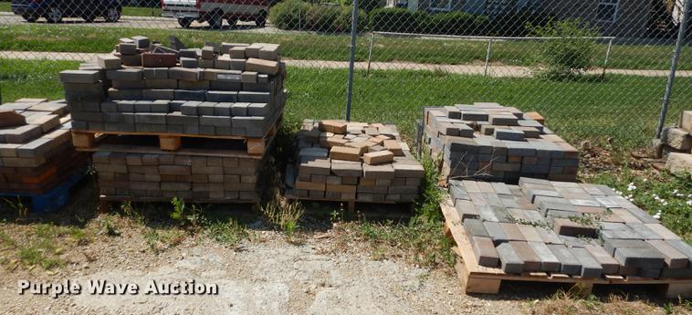 image for item EQ9987 Bricks and pavers