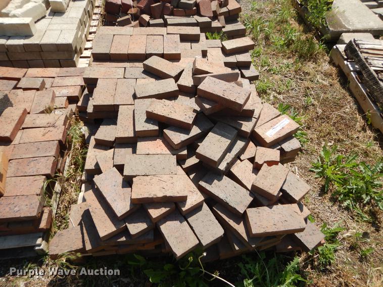 image for item EQ9988 Bricks and pavers