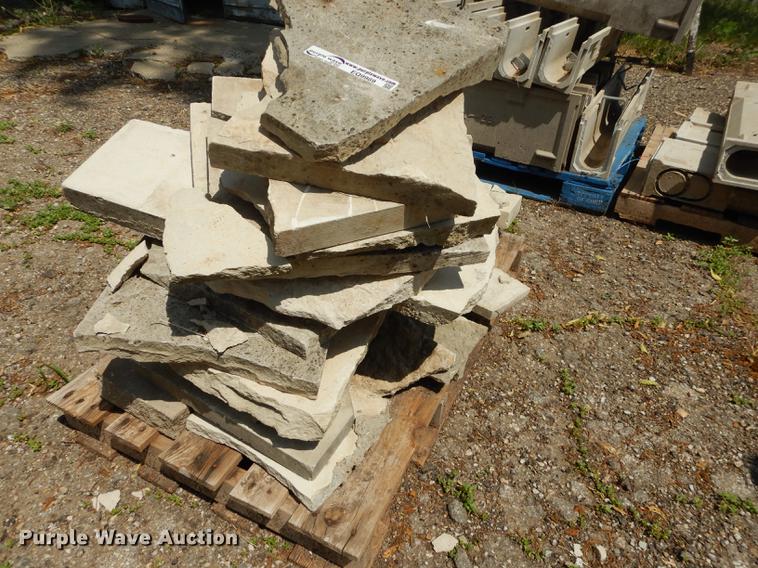 image for item EQ9989 Approximately 100 limestone pieces