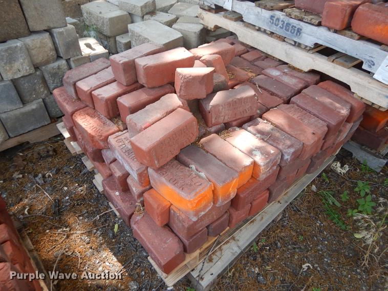 image for item EQ9990 Approximately 1,100 Buffalo bricks
