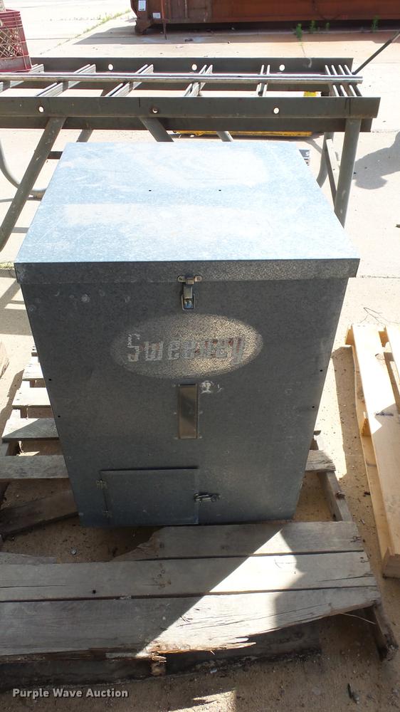 Sweeney Fish Feeder Item Et9623 6 19 2018