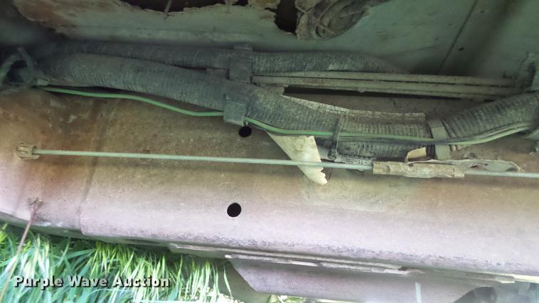 image for item ET9647 2002 Chevrolet Silverado 1500 Ext. Cab pickup truck