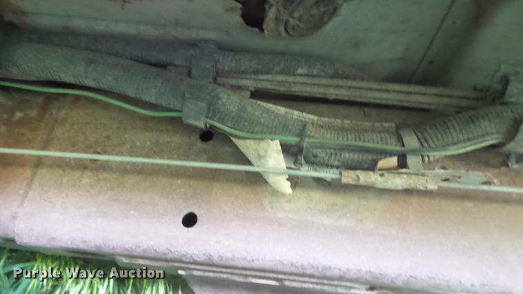 image for item ET9647 2002 Chevrolet Silverado 1500 Ext. Cab pickup truck