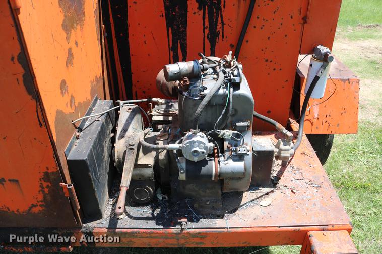 image for item EW9241 Cimline 39A-4 crack sealer