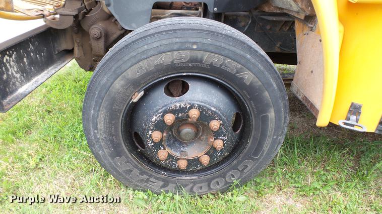 image for item EZ9276 1993 Chevrolet school bus