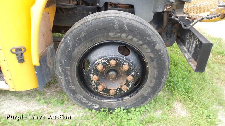 image for item EZ9276 1993 Chevrolet school bus