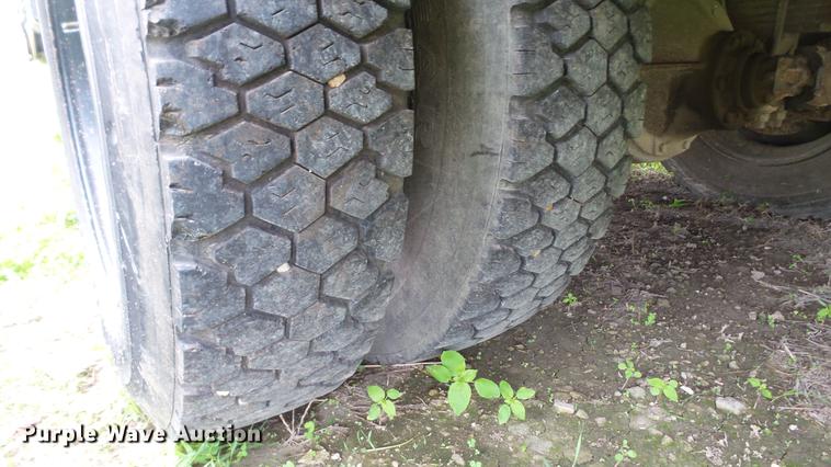 image for item EZ9276 1993 Chevrolet school bus