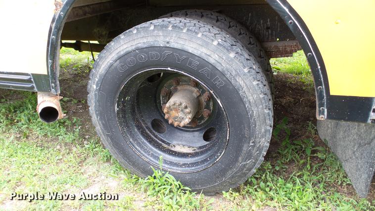 image for item EZ9276 1993 Chevrolet school bus